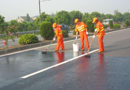 西安 彩色路面喷漆维修改色的使用寿命有多长？